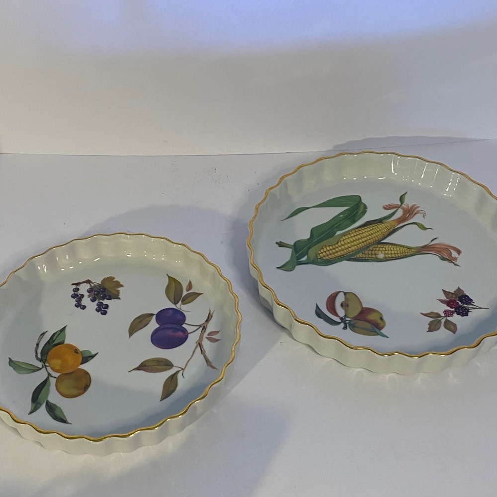 Royal Worcester Evesham Gold Quiche Tart Pans Set of 2 Fruit Corn Gold Trim